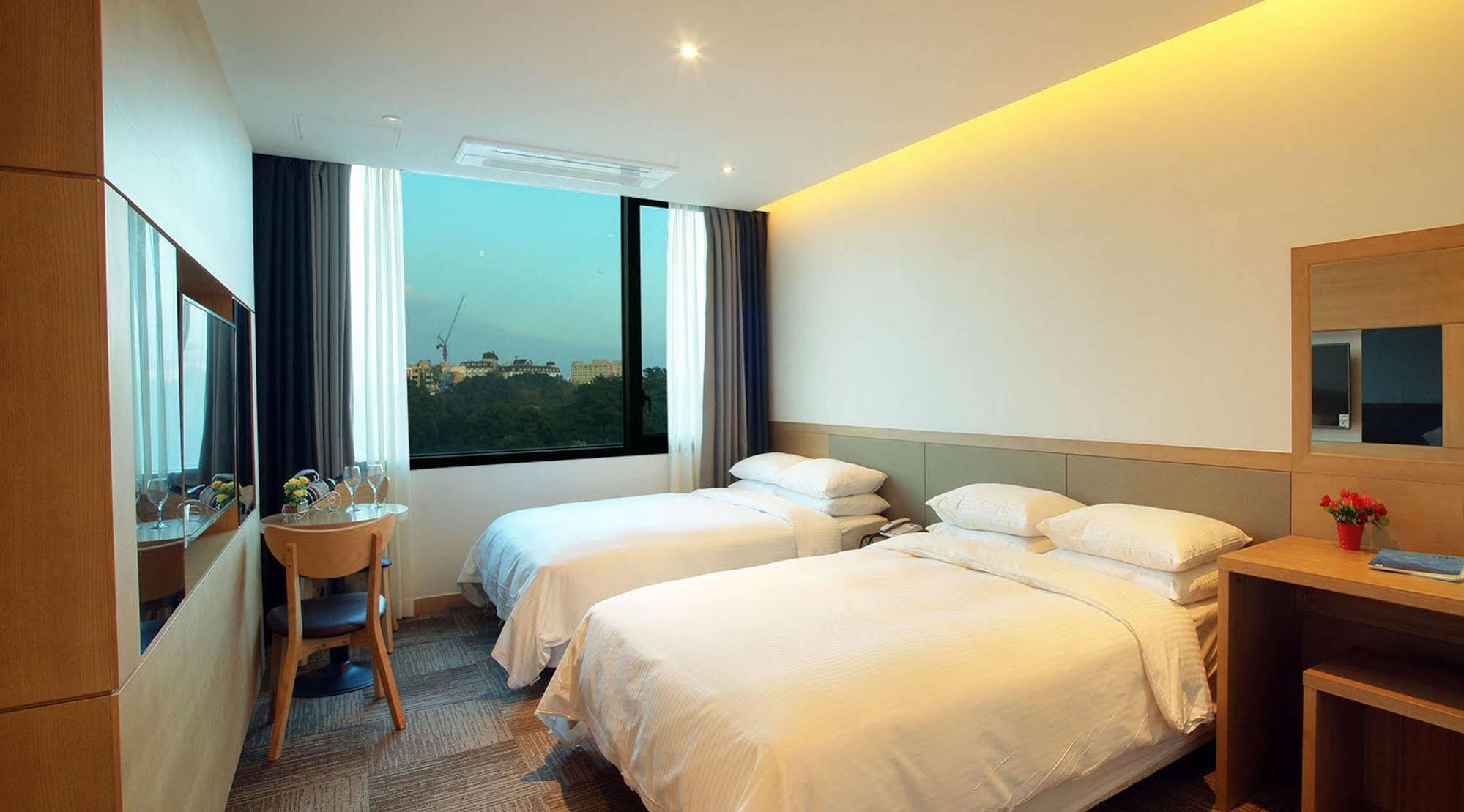 Jeju Poong Gyung Hotel Szogüpho Kültér fotó