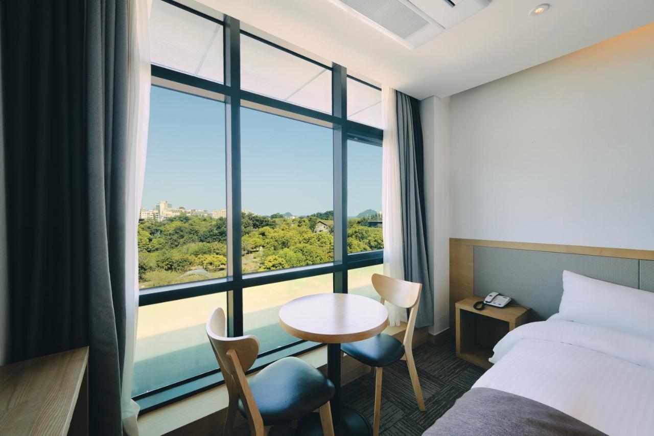 Jeju Poong Gyung Hotel Szogüpho Kültér fotó